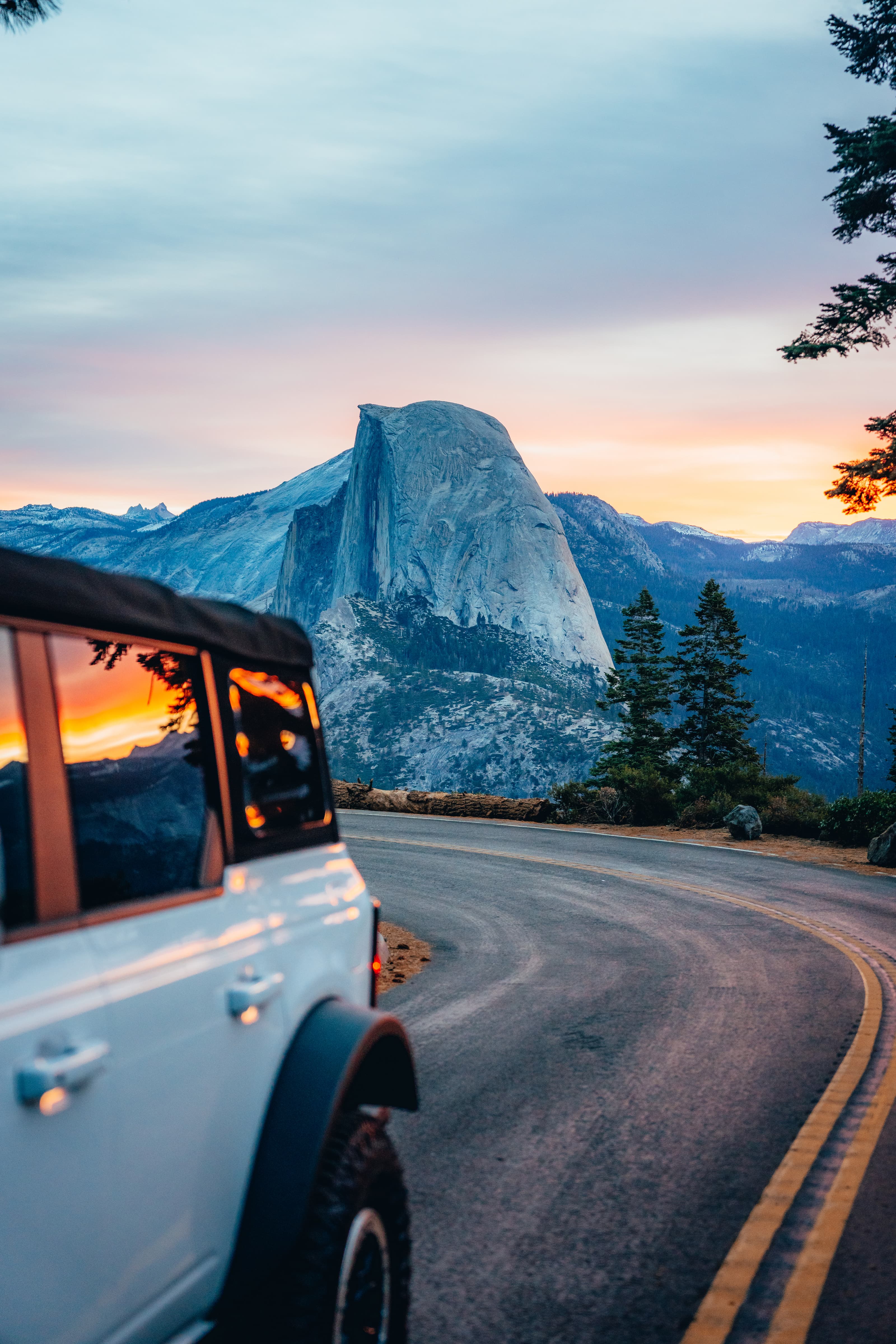Ford Bronco, California forest road