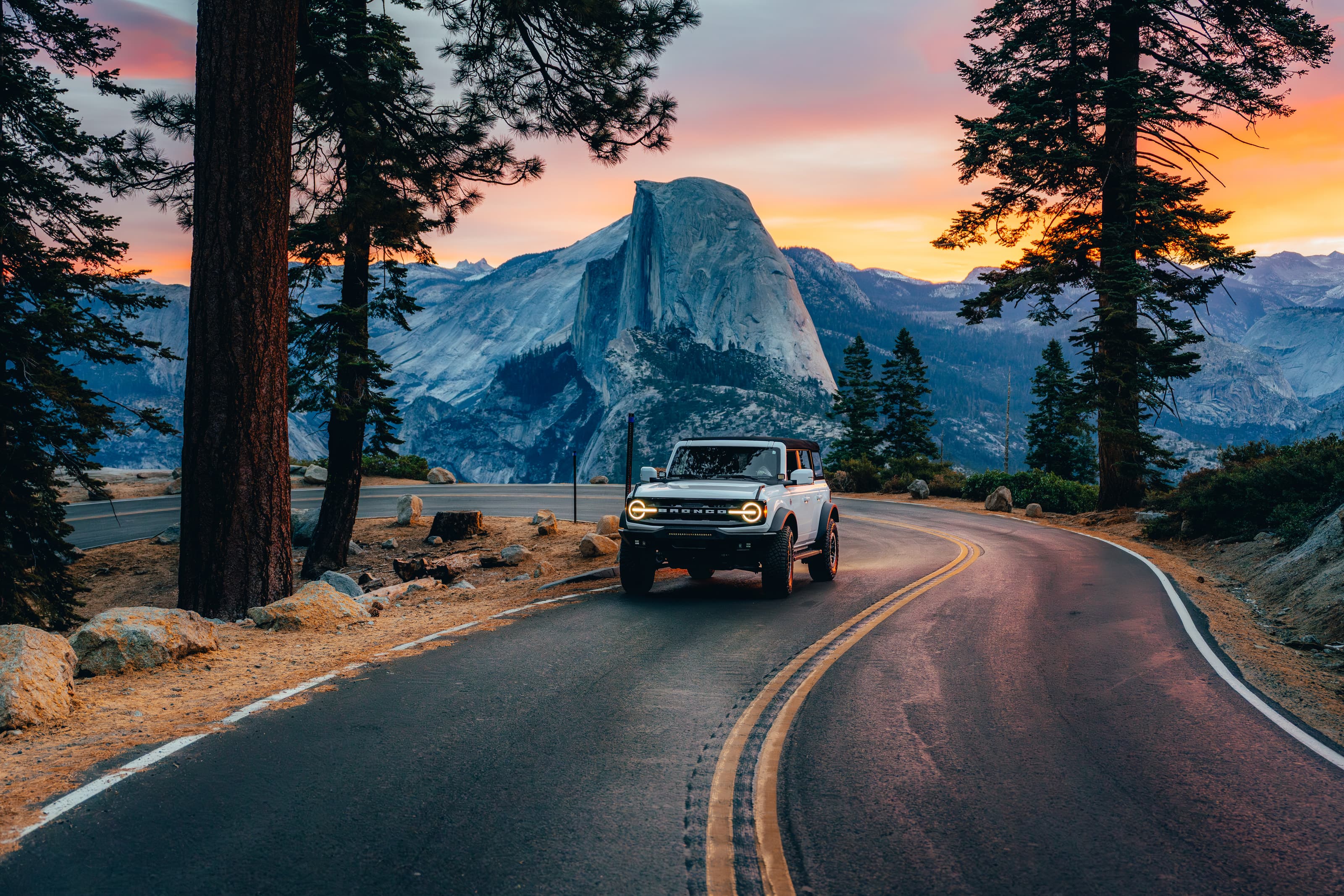 Ford Bronco, California landscape